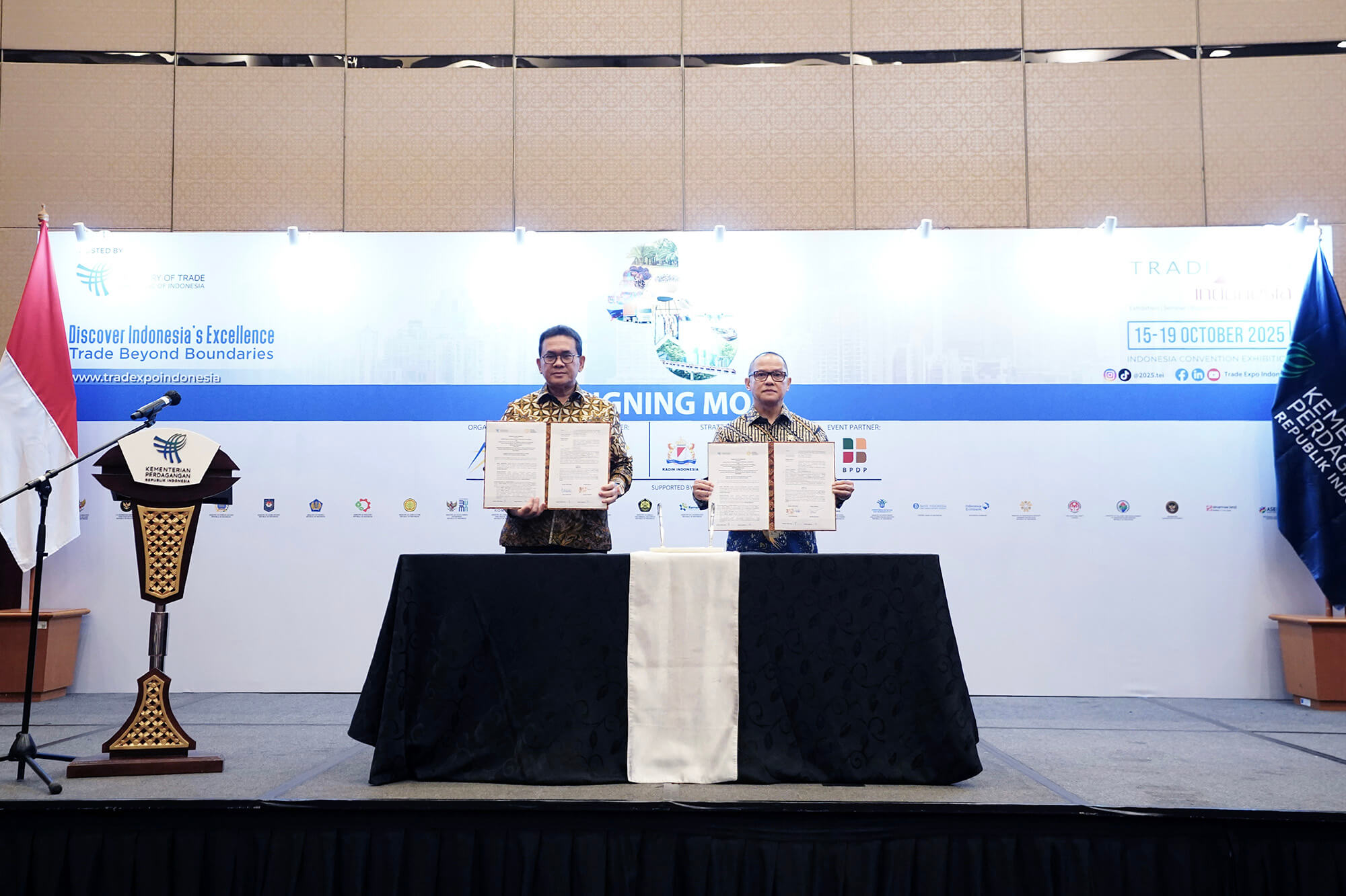 Penandatanganan Nota Kesepahaman Kemendag dengan KemenP2MI